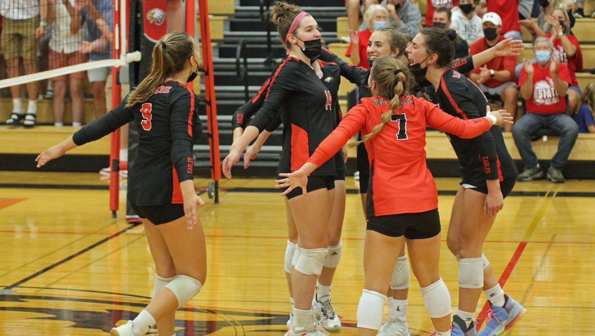 Sauk Prairie volleyball